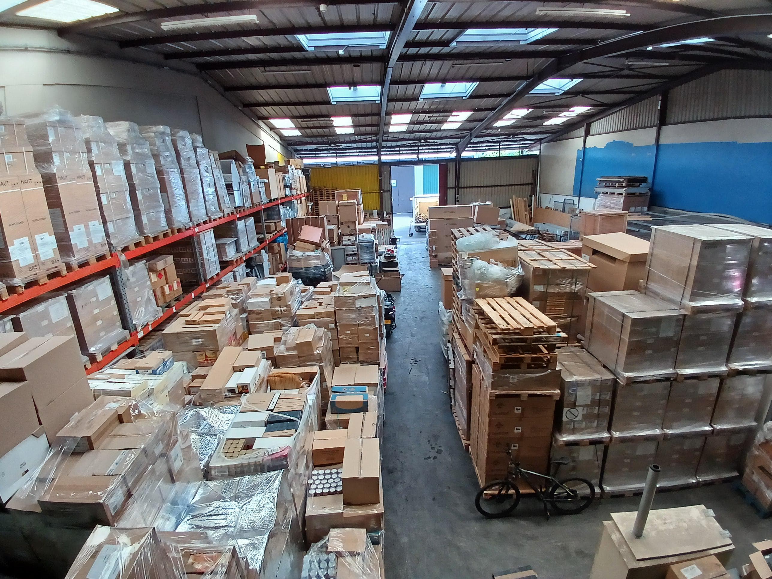 Service logistique et stockage SIFA Tahiti